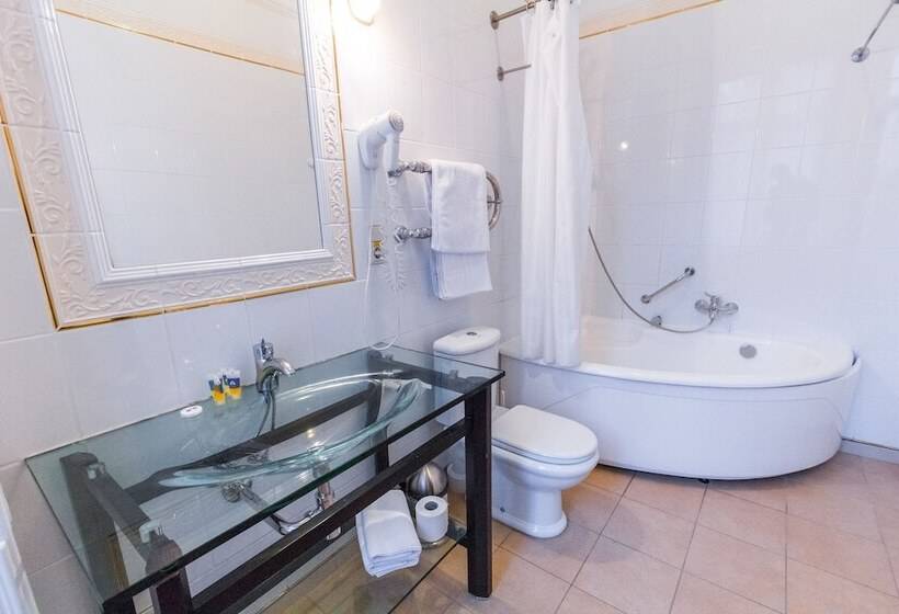 اتاق لوکس, Garden Palace