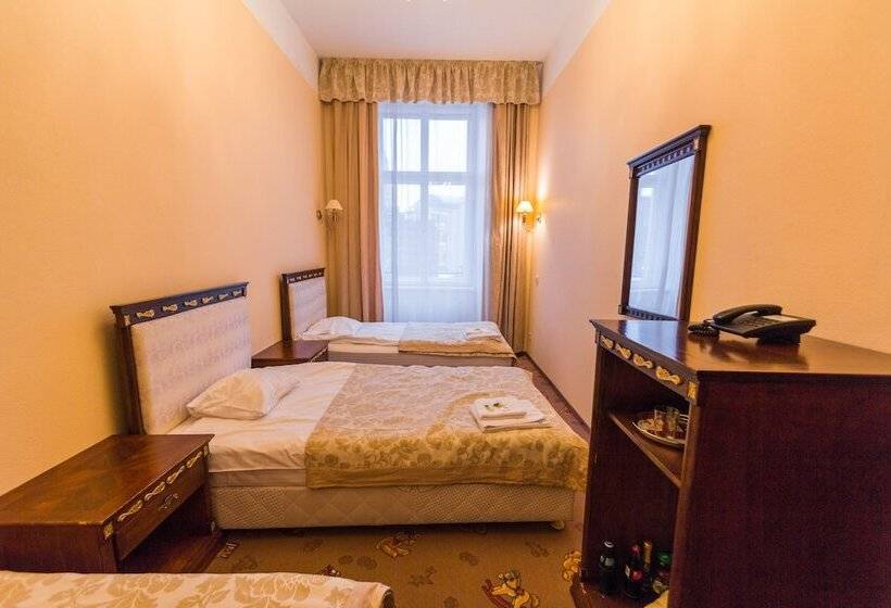 اتاق خانوادگی, Garden Palace