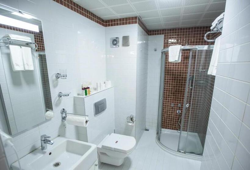 اتاق خانوادگی, Idylle