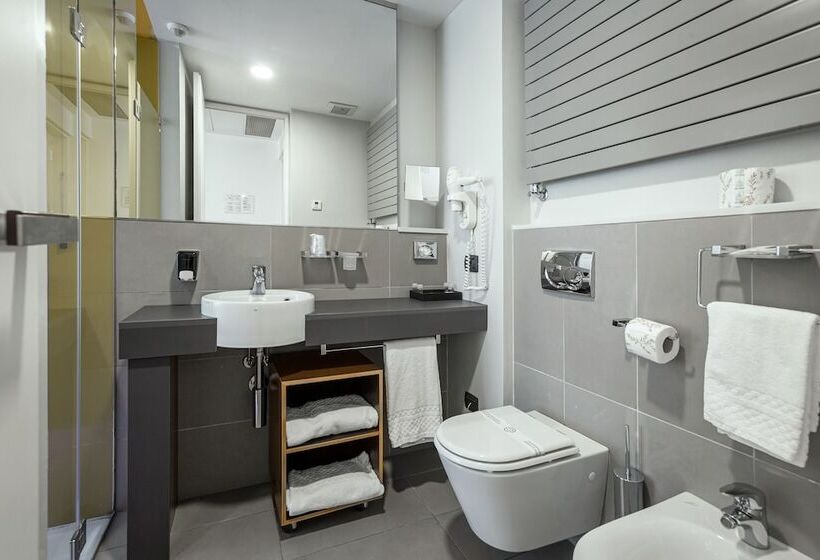 חדר סטנדרט, New Ipoint