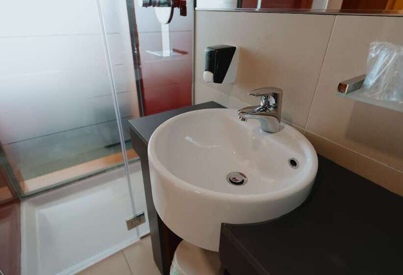 חדר סטנדרט, New Ipoint