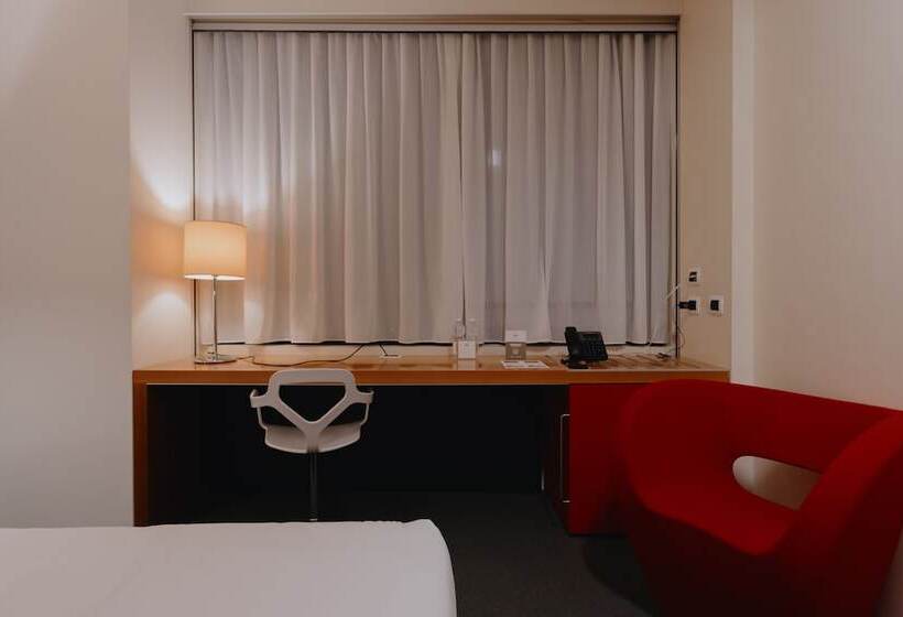 חדר סטנדרט, New Ipoint