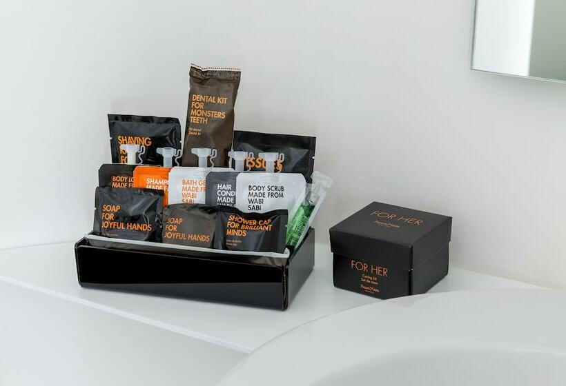 اتاق استاندارد, Room Mate Oscar