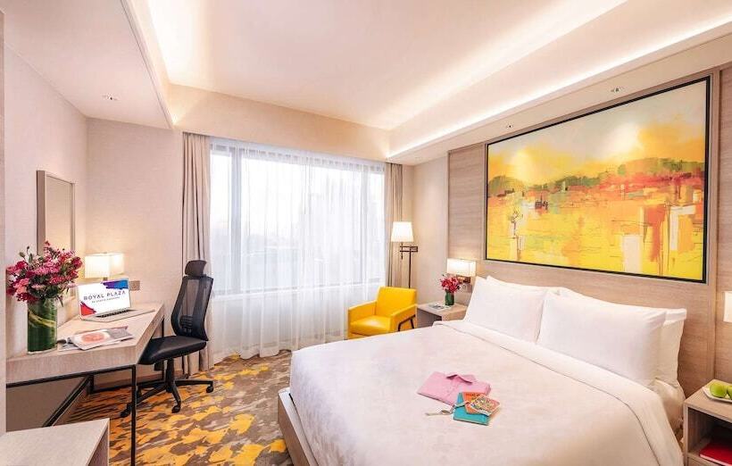 اتاق پرمیوم, Royal Plaza On Scotts