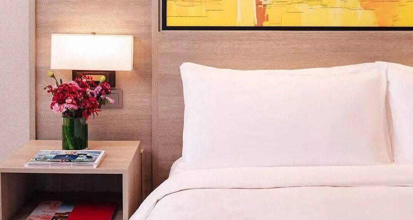 اتاق پرمیوم, Royal Plaza On Scotts