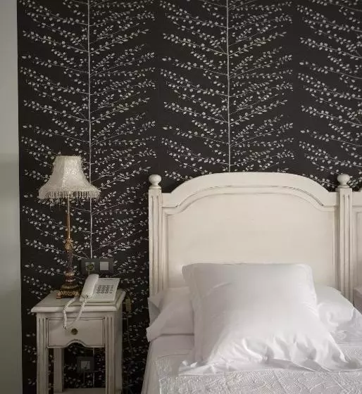 スタンダード４人部屋, Posada Los Condestables Hotel & Spa