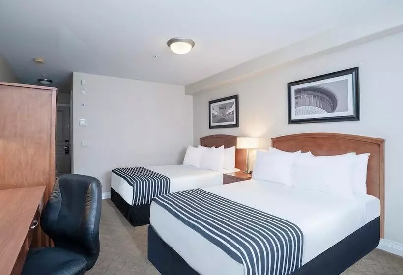 ２ダブルベッドのスタンダードルーム, Sandman Hotel & Suites Calgary West