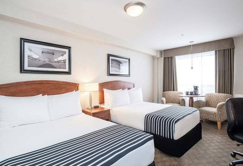 ２ダブルベッドのスタンダードルーム, Sandman Hotel & Suites Calgary West