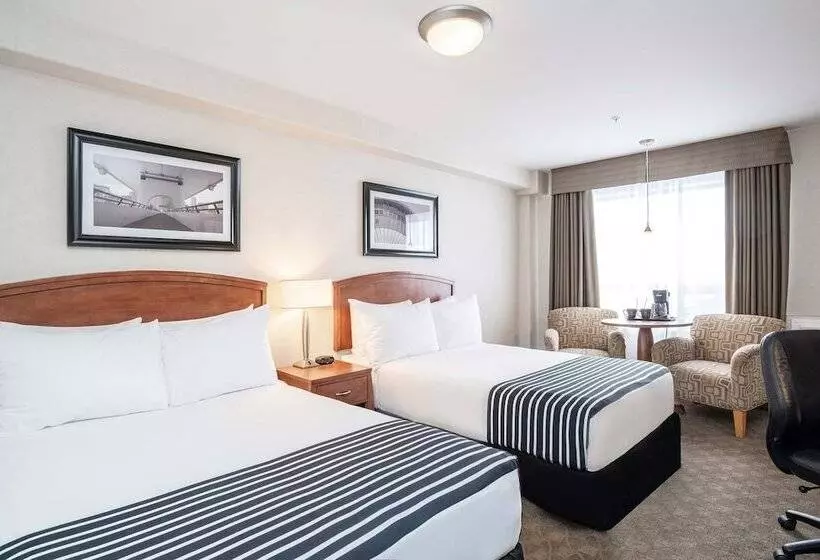 ２ダブルベッドのスタンダードルーム, Sandman Hotel & Suites Calgary West