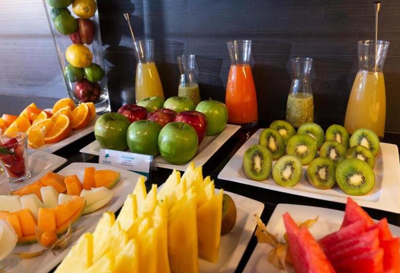 Номер Стандарт Трехместный, & Spa Real Ciudad De Zaragoza