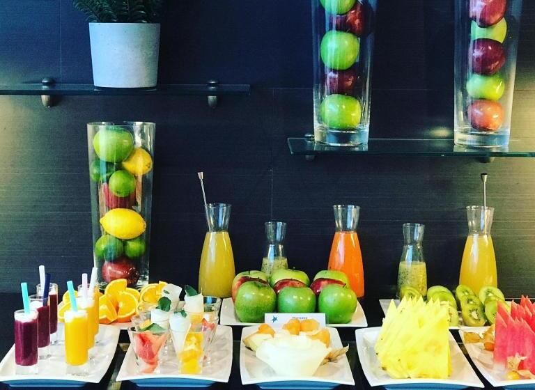 Номер Стандарт Трехместный, & Spa Real Ciudad De Zaragoza