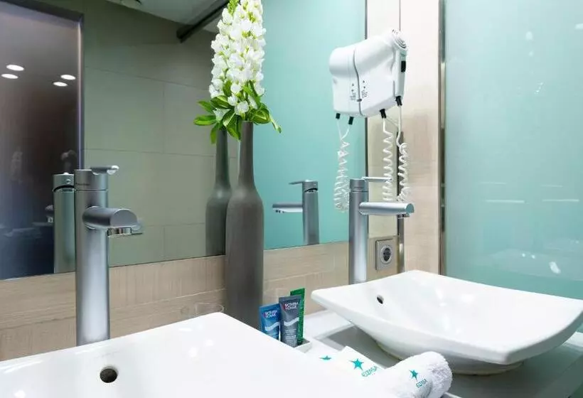 اتاق استاندارد سه نفره, & Spa Real Ciudad De Zaragoza