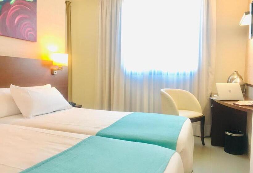 Номер Стандарт, & Spa Real Ciudad De Zaragoza