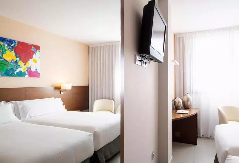 اتاق استاندارد چهار تخته, & Spa Real Ciudad De Zaragoza