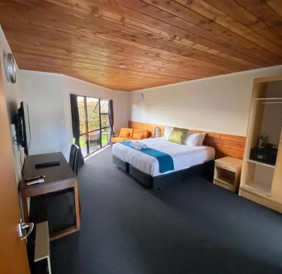 キングサイズベッドのスタンダードルーム, The Sands Hotel Hokianga