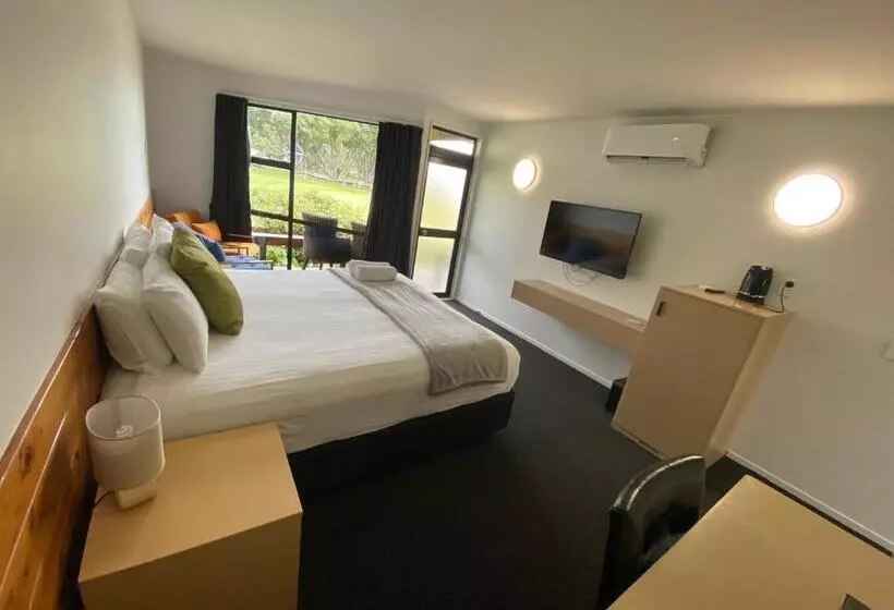 デラックススタジオ, The Sands Hotel Hokianga