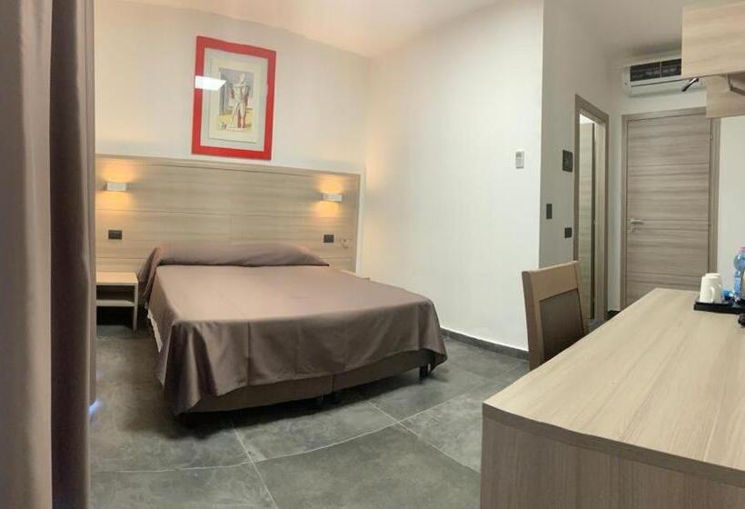 اتاق استاندارد, Tiby