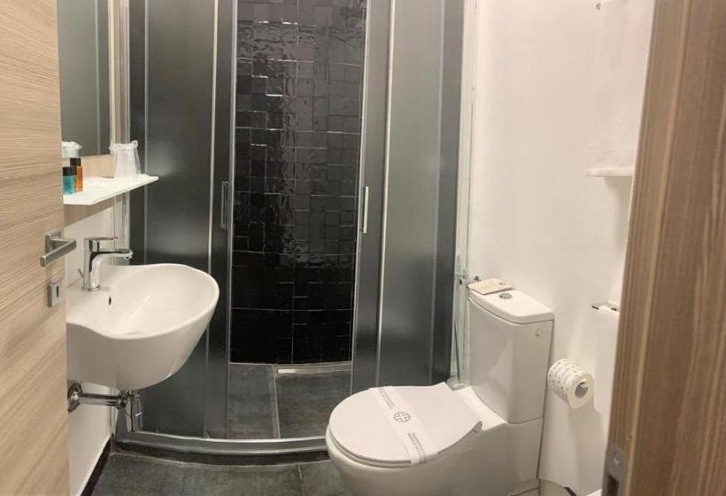 اتاق استاندارد, Tiby