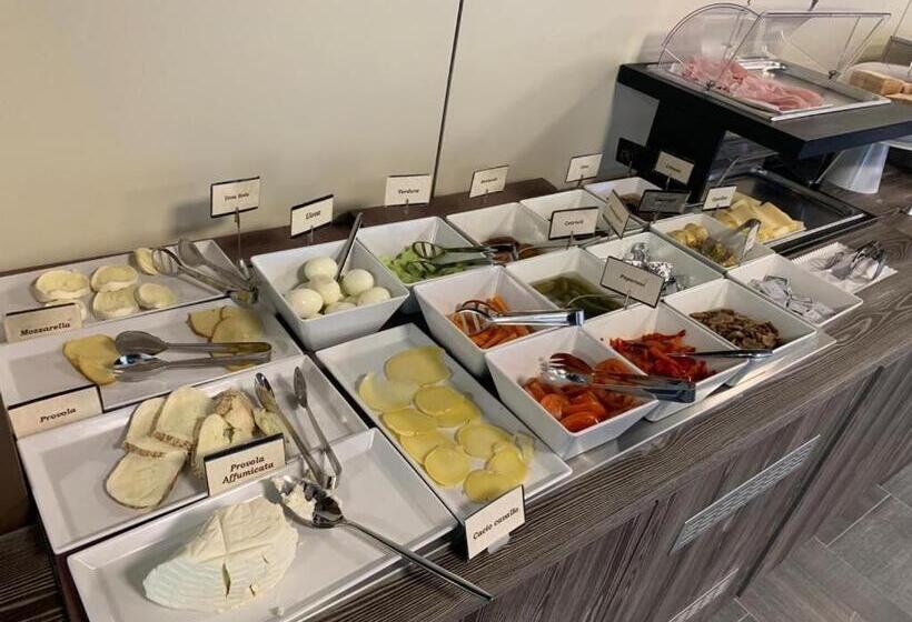 اتاق اکونومی, Tiby