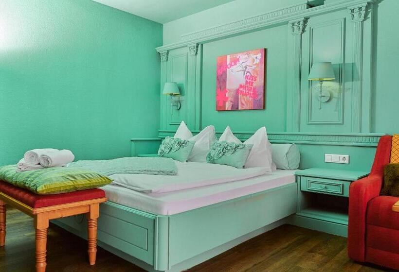 标准间带阳台, Carpe Solem Kapoom