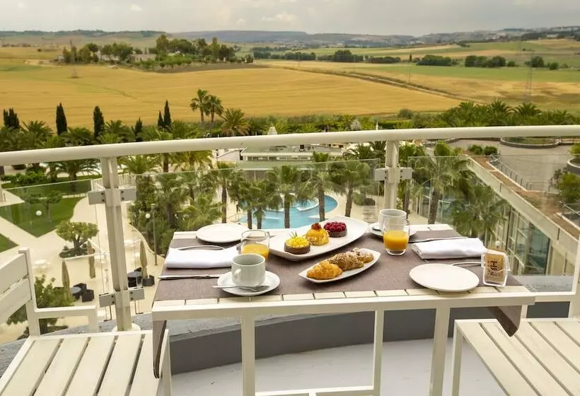 سوییت جونیور, Unahotels Mh Matera