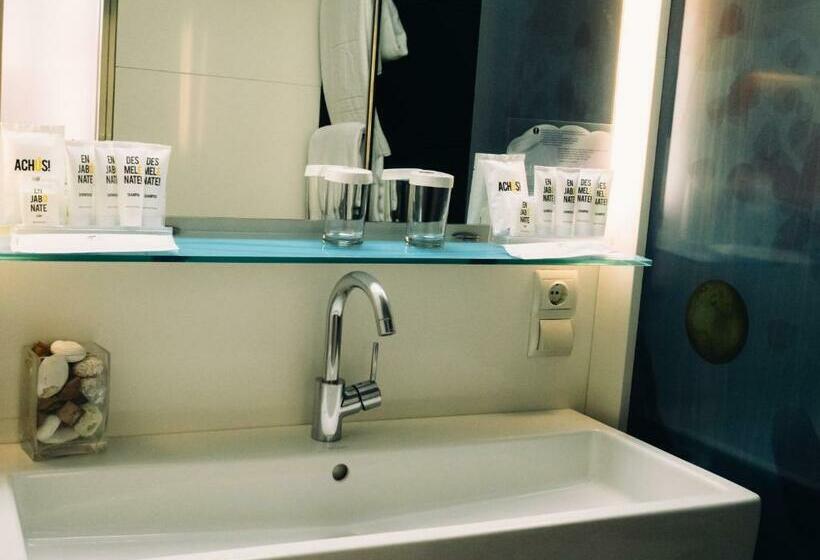 اتاق استاندارد با تراس, Vincci Zaragoza Zentro