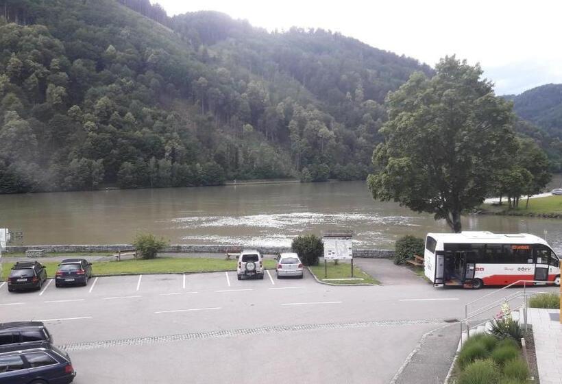 Номер Стандарт, Fischgasthof Aumüller