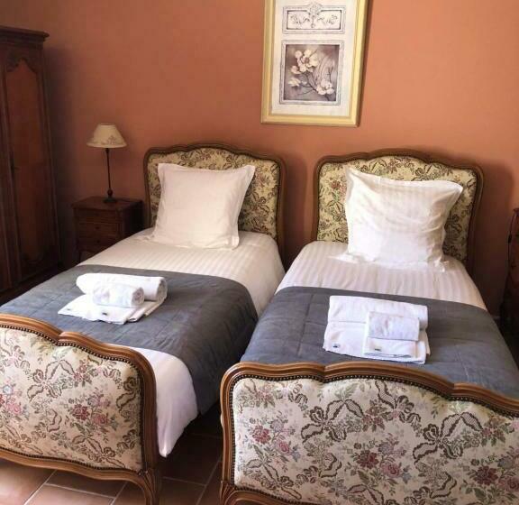 Номер Basic, L'oustau De La Font