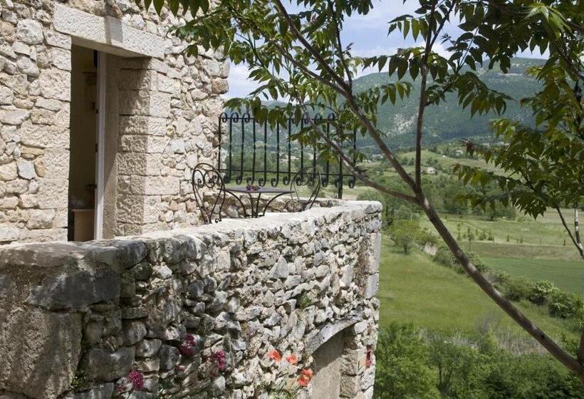 Номер Basic, L'oustau De La Font