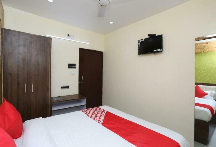 Standardrum, O Sai Krishna