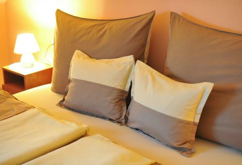 침실 2개 아파트, Oázis Vendégház