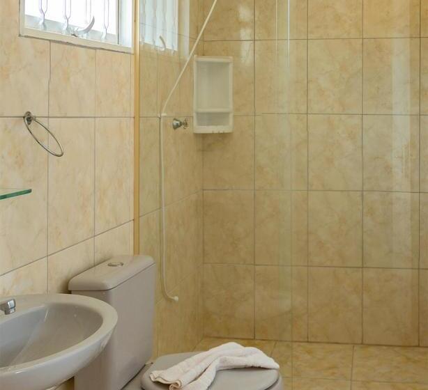 샬레, Pousada Vale Do Ouro Verde