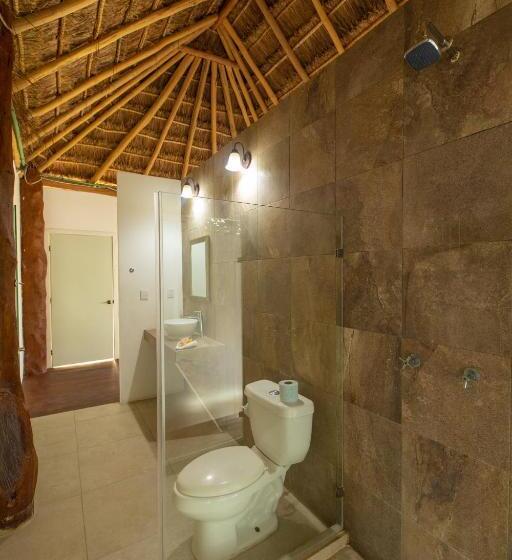 스위트 킹사이즈 침대, & Beach Club Ojo De Agua