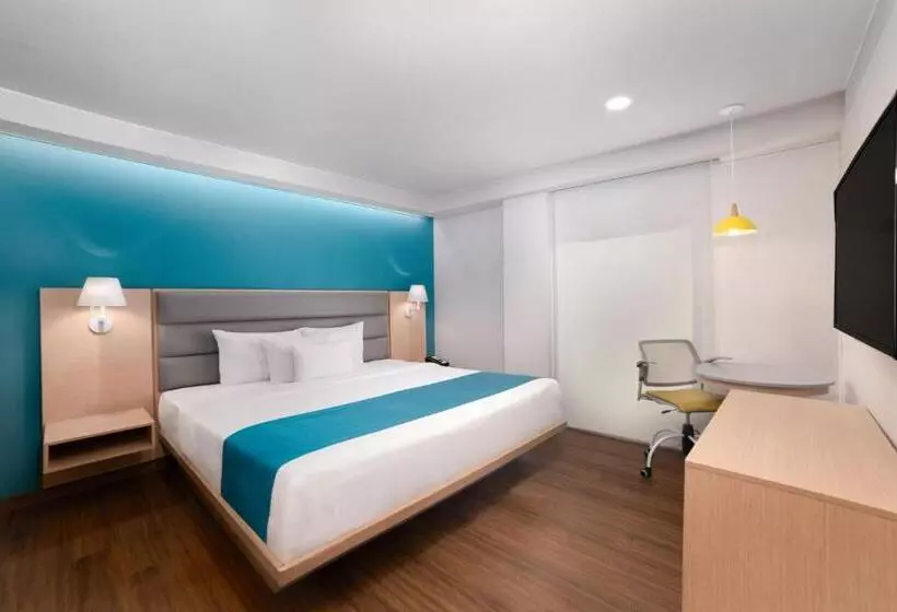 キングサイズベッドのスイートルーム, City Express Suites By Marriott Ciudad De México Anzures