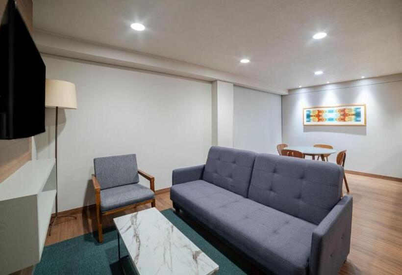 سوئیت با تخت بزرگ, City Express Suites By Marriott Ciudad De México Anzures