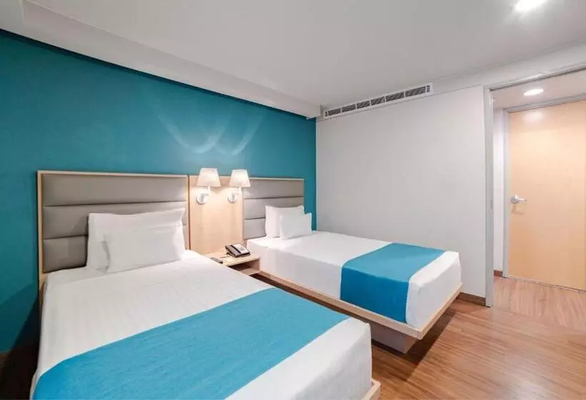 キングサイズベッドのスイートルーム, City Express Suites By Marriott Ciudad De México Anzures