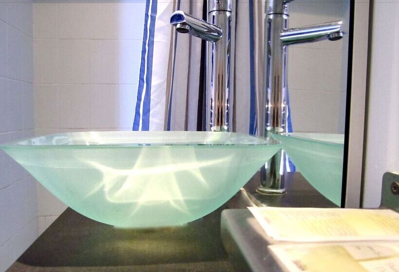 חדר סטנדרט יחיד, Rosa