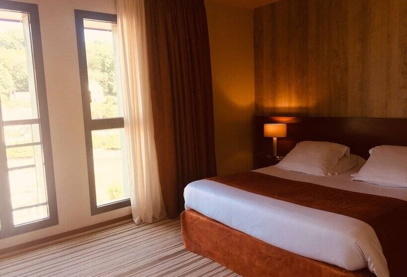 חדר סטנדרט, Du Casino