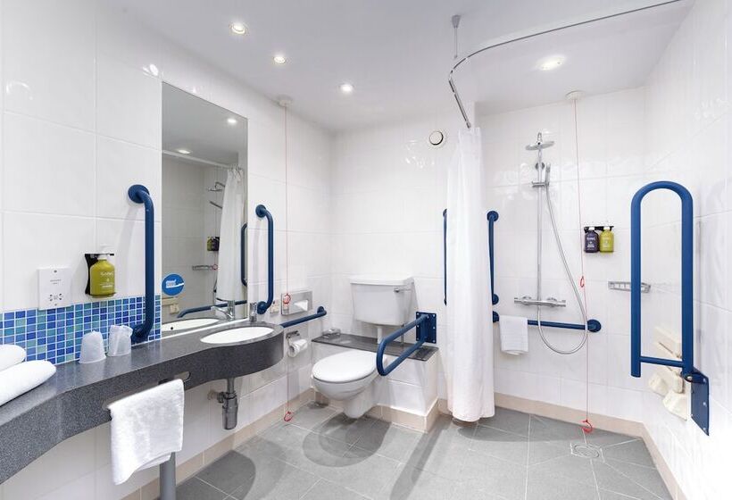 장애인을 위한 스탠다드 룸, Holiday Inn Express Ramsgate – Minster, An Ihg