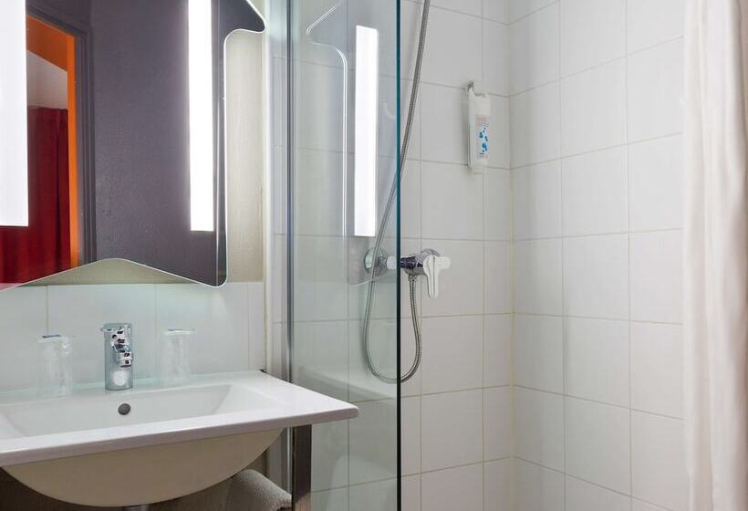 غرفة قياسية ثلاثية, Ibis Budget Chilly Mazarin Les Champarts