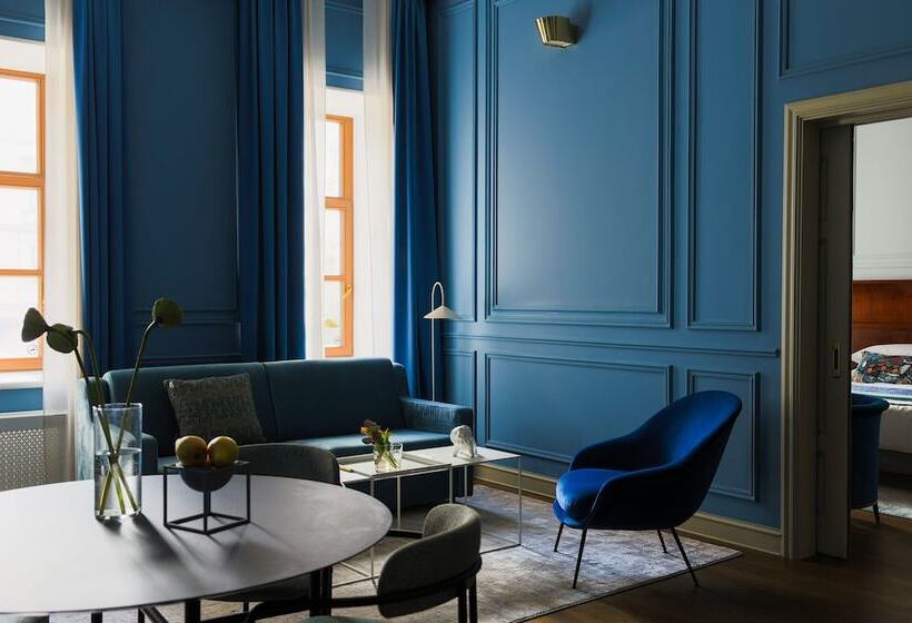 سوییت, Leopolis