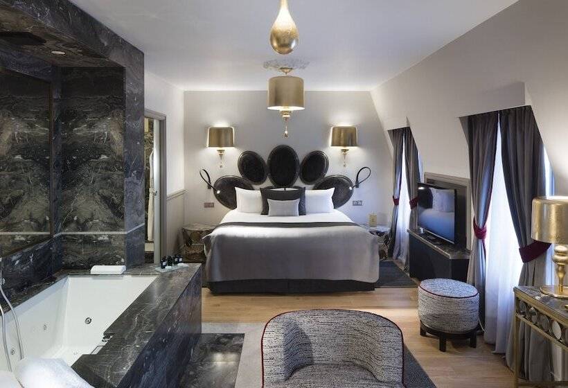 メゾネットスイート, Lumen Paris Louvre