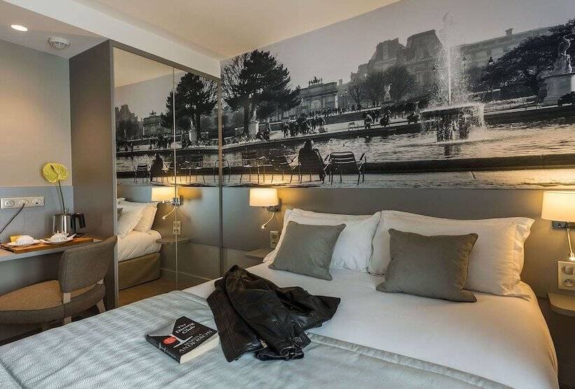 اتاق راحتی, Midnight Hotel Paris