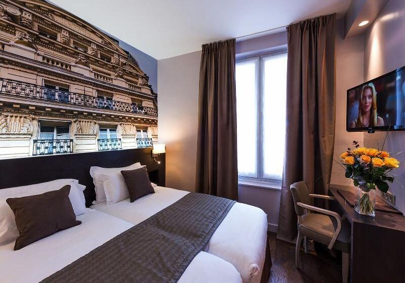 اتاق اجرایی, Midnight Hotel Paris