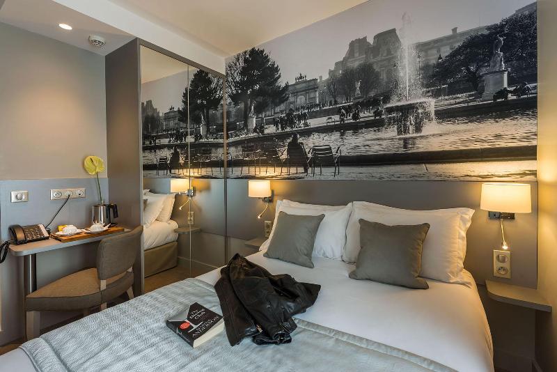 سوییت جونیور, Midnight Hotel Paris