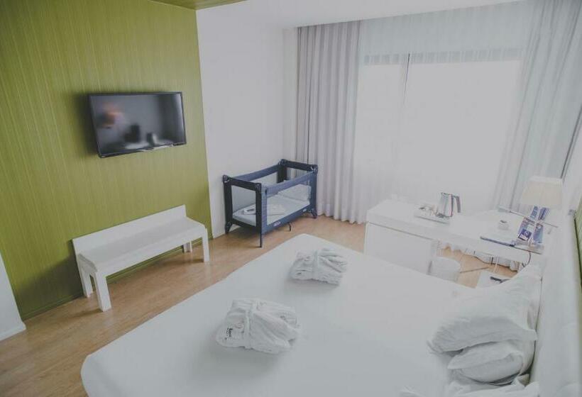 اتاق استاندارد, Zentral Castellana Norte