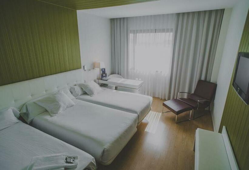 اتاق استاندارد, Zentral Castellana Norte