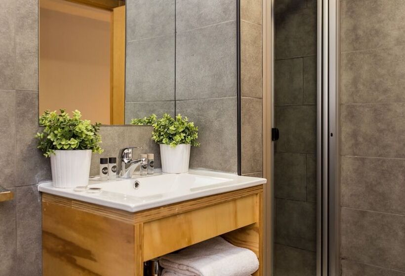 اتاق استاندارد چهار تخته, Rooms Ciencias