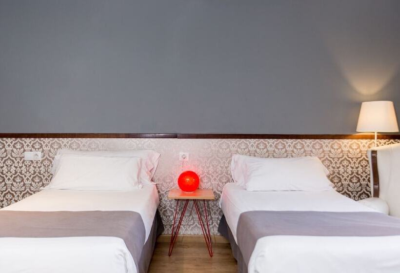 غرفة قياسية, Rooms Ciencias