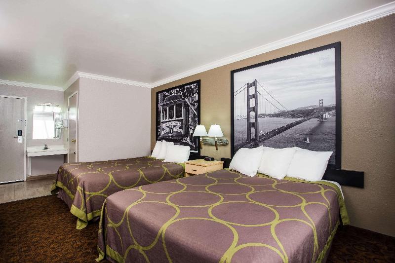 اتاق استاندارد چهار تخته, Rooms Ciencias